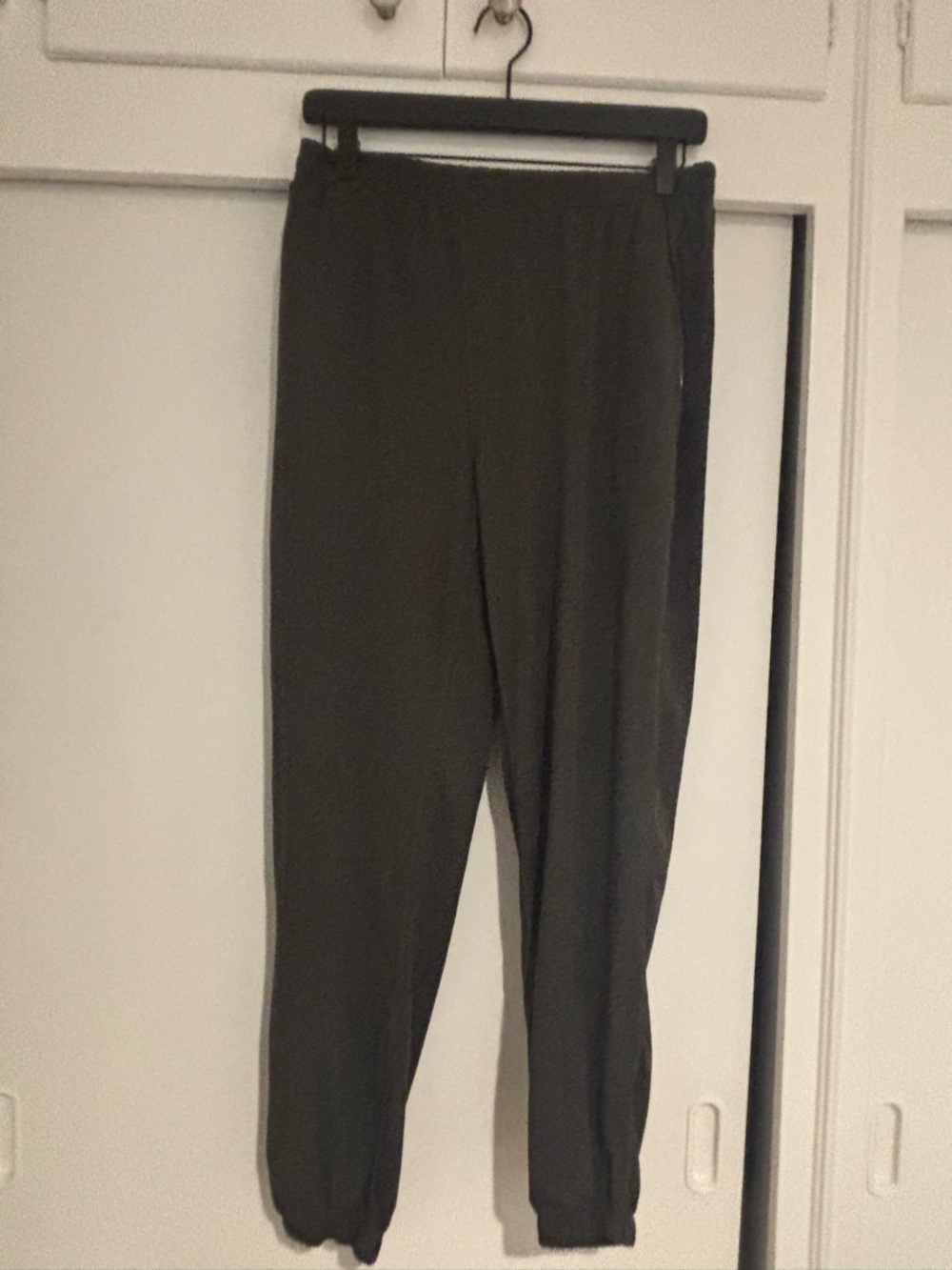 Vuori Dark Green Performance Jogger M